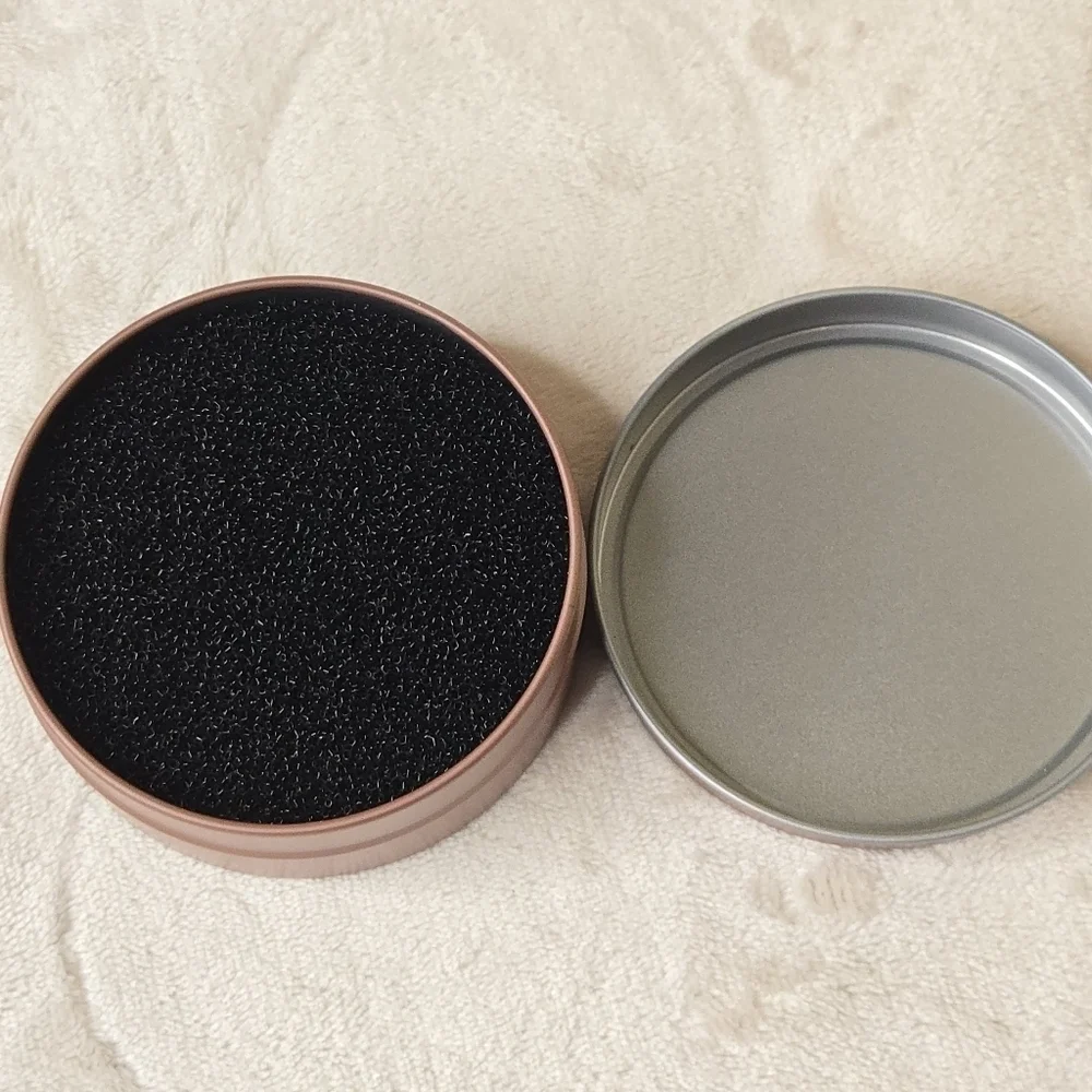 Zoe Ayla Bye B*tch Makeup Brush Cleaner + 2 Reusable Cotton Pads.